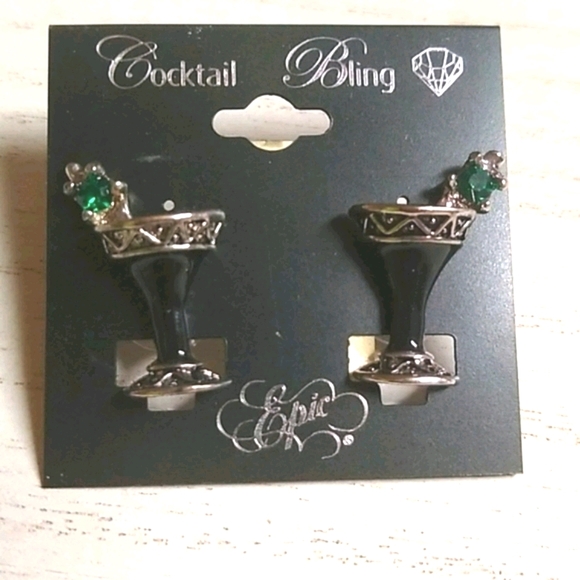 😻 3 For $15 Fun Mixed Drink Emerald Bling Studs - Picture 3 of 3